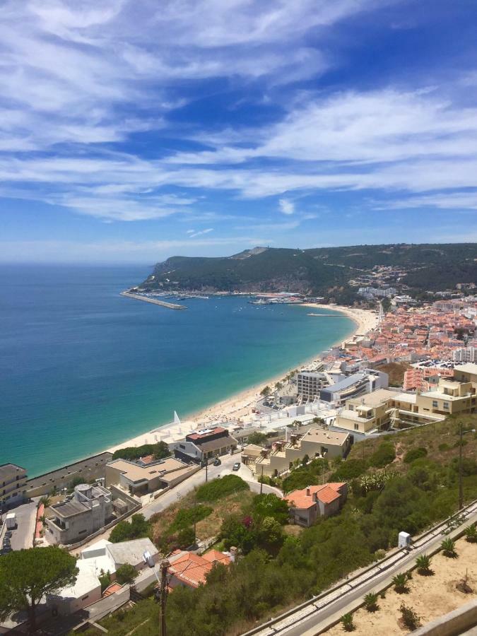 Apartment With A Stunning View Over Sesimbra Exterior photo